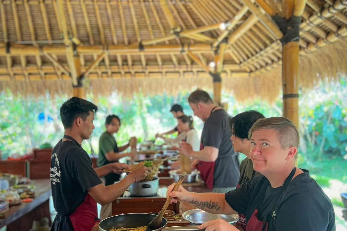 Indonesian cooking class with local family in Bukit Lawang